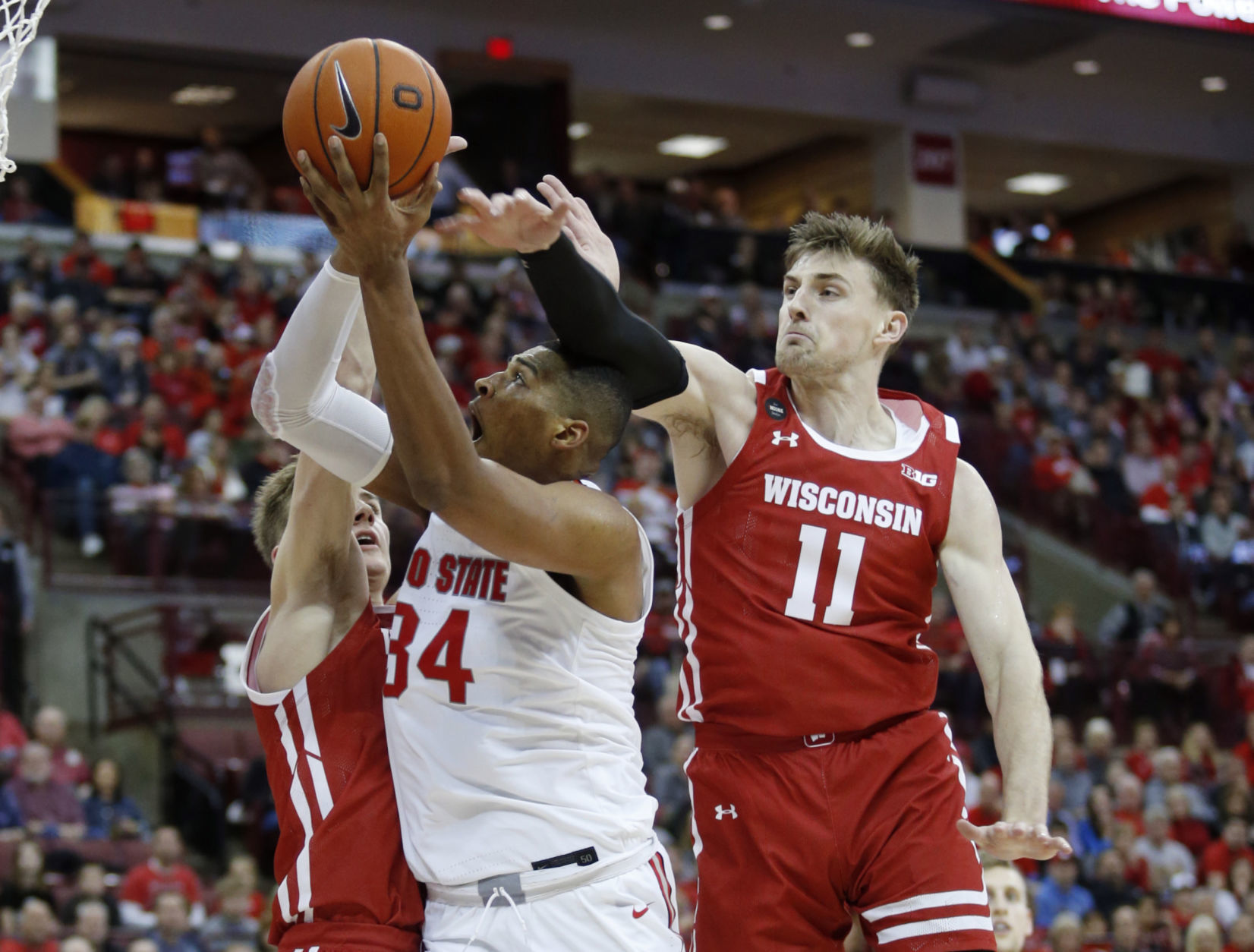 Badgers 61, Buckeyes 57